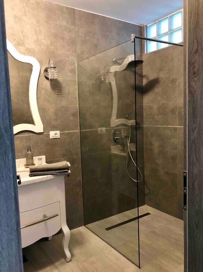 Apartment Luxury Râmnicu Vâlcea Exterior foto